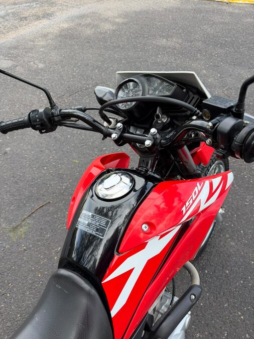 VENDO XR 150 2019 CON 10 MIL KM