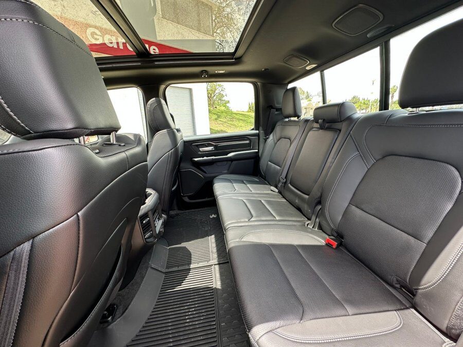 RAM 1500 3.0T Nafta 426HP 4x4. Recibo vehiculos