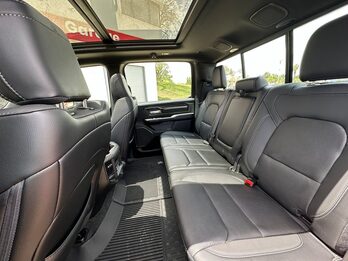 RAM 1500 3.0T Nafta 426HP 4x4. Recibo vehiculos