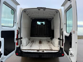 VENDO RENAULT MASTER 2020