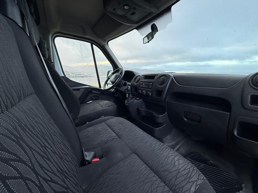 VENDO RENAULT MASTER 2020