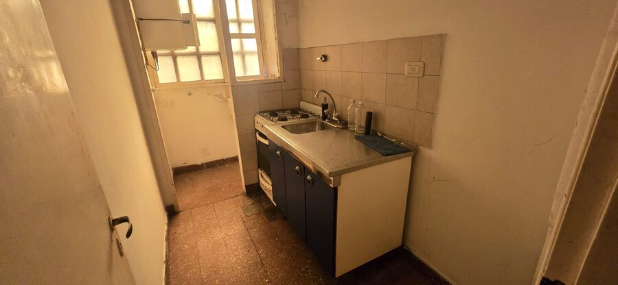 VENTA DE DEPARTAMENTO 2 DORMITORIOS UBICADO EN CALLE CORDOBA.