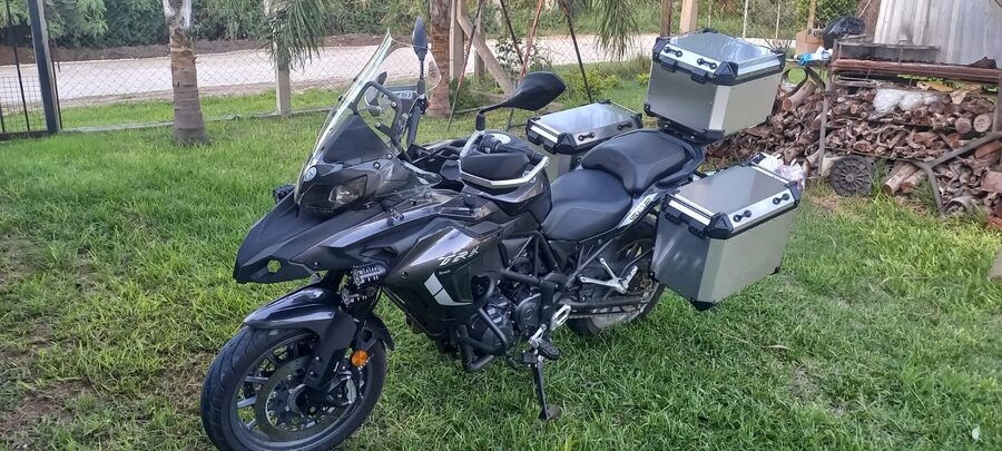 VENDO BENELLI TRK 502