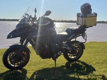 VENDO BENELLI TRK 502