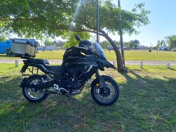VENDO BENELLI TRK 502