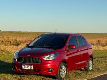 VENDO O PERMUTO - FORD KA 1.5 2017