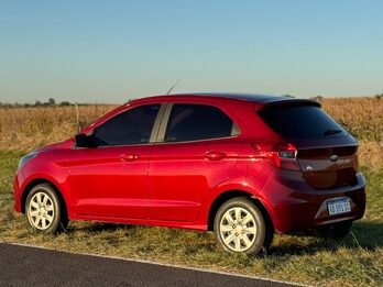 VENDO O PERMUTO - FORD KA 1.5 2017
