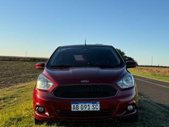 VENDO O PERMUTO - FORD KA 1.5 2017