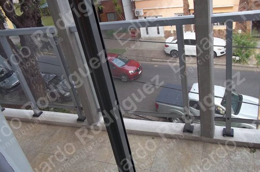 En venta excelente monoambiente – edificio calle Villaguay 1165