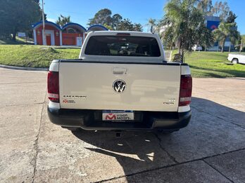 VOLKSWAGEN AMAROK V6 30TD 4X4 DC AT COMFORT. Recibo vehículos de menor y mayor valor