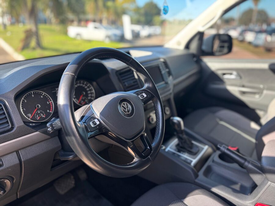 VOLKSWAGEN AMAROK V6 30TD 4X4 DC AT COMFORT. Recibo vehículos de menor y mayor valor