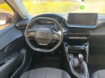 PEUGEOT 208 1.6 ALLURE PK. Recibo vehículos.