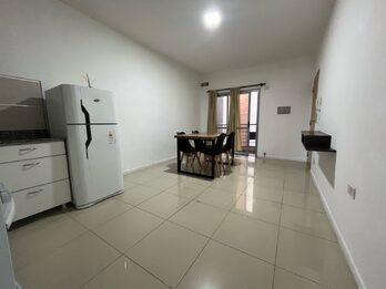 SE ALQUILA UN DORMITORIO SEMIAMOBLADO SANTA CRUZ Y ANDRES PAZOS
