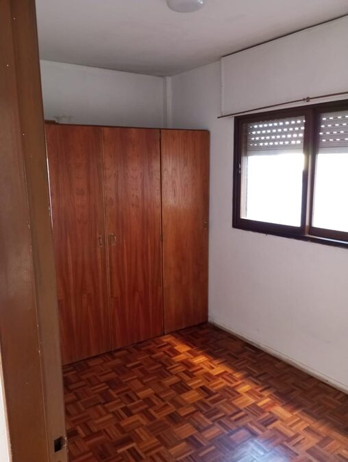 Vendo departamento con cochera