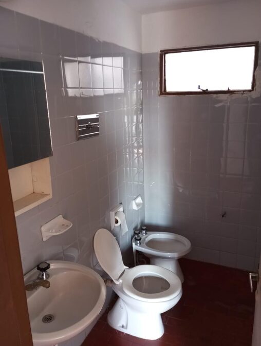 Vendo departamento con cochera