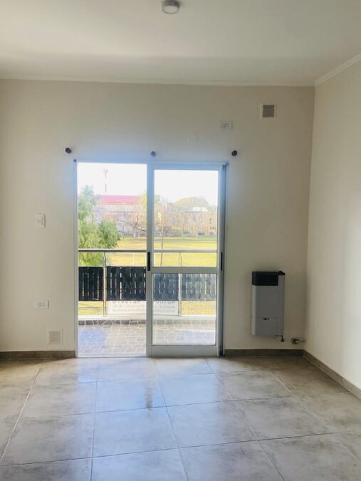 VENTA - MONOAMBIENTE ZONA ESCUELA DON BOSCO
