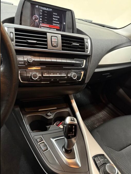 BMW 120 I ACTIVE 2016 RECIBO MENOR