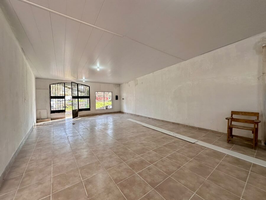 ✅ALQUILO LOCAL COMERCIAL EN AV DE LAS AMÉRICAS $700.000
