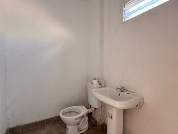 ✅ALQUILO LOCAL COMERCIAL EN AV DE LAS AMÉRICAS $700.000
