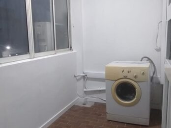 Alquilo monoambiente semiamoblado