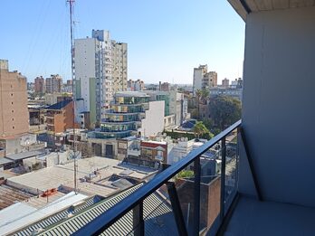 DUEÑO VENDE - 1 DORM - NUEVO - FRENTE A PLAZA BOMBERO - Dpto. 11ºC - FINANCIACIÓN HASTA 50% en U$S o UVAS