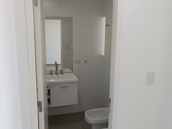DUEÑO VENDE - 1 DORM - NUEVO - FRENTE A PLAZA BOMBERO - Dpto. 11ºC - FINANCIACIÓN HASTA 50% en U$S o UVAS