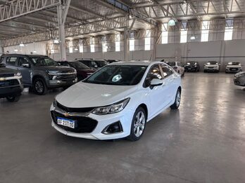 CRUZE 4P 1.4T LT MT 4P - AÑO 2022 - 91.018KM
