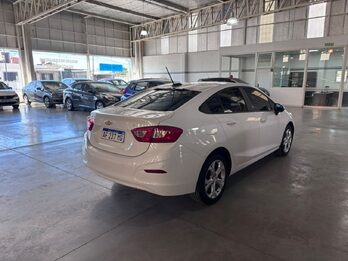 CRUZE 4P 1.4T LT MT 4P - AÑO 2022 - 91.018KM