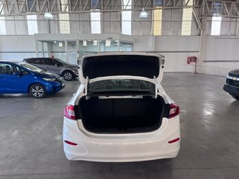 CRUZE 4P 1.4T LT MT 4P - AÑO 2022 - 91.018KM