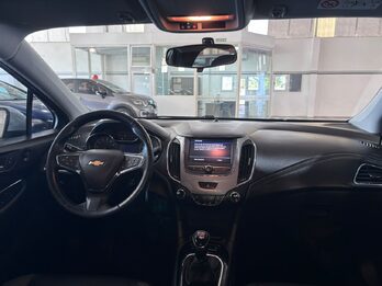 CRUZE 4P 1.4T LT MT 4P - AÑO 2022 - 91.018KM