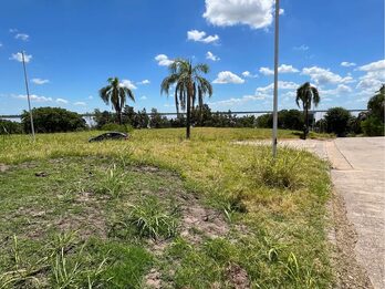 Terreno con vista al Río en zona Bajada Grande