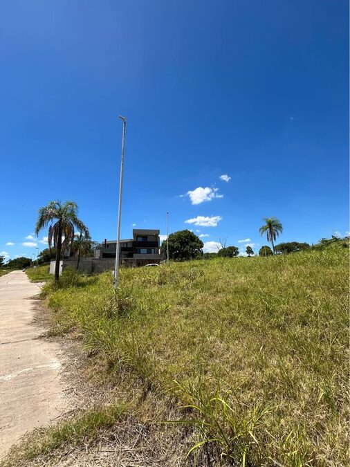 Terreno con vista al Río en zona Bajada Grande