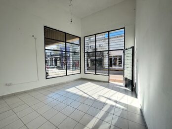 ALQUILER LOCAL COMERCIAL CENTRICO