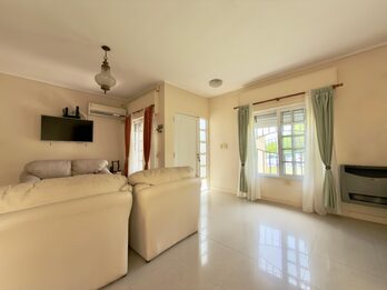 VENTA CASA 3 DORM ZONA LA TOMA CALLE LOS ROBLES