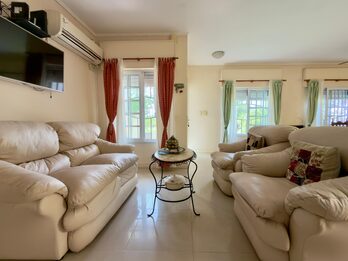 VENTA CASA 3 DORM ZONA LA TOMA CALLE LOS ROBLES