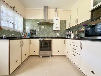 VENTA CASA 3 DORM ZONA LA TOMA CALLE LOS ROBLES