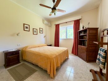 VENTA CASA 3 DORM ZONA LA TOMA CALLE LOS ROBLES