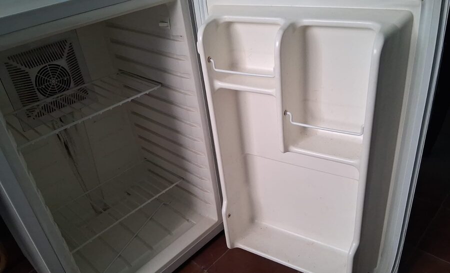mini heladera tipo frigobar