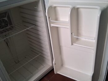 mini heladera tipo frigobar