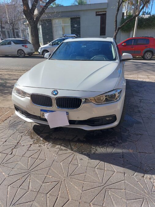 DUEÑO VENDE BMW SERIE 3 2.0 320i 2016
