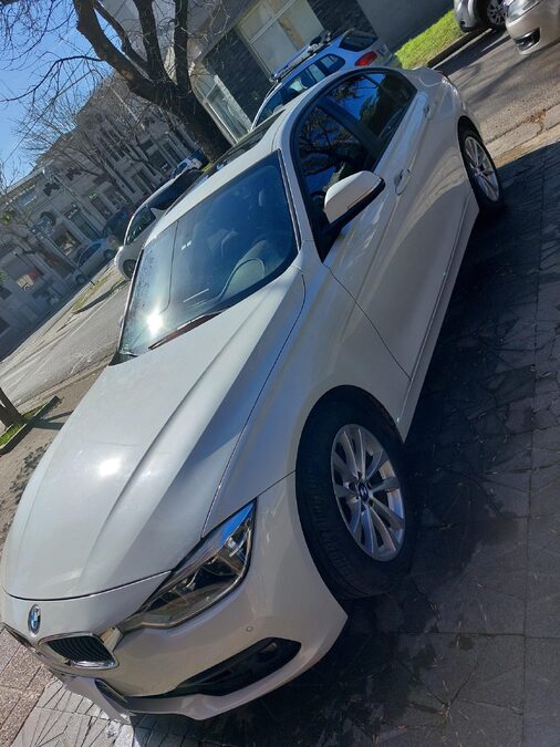 DUEÑO VENDE BMW SERIE 3 2.0 320i 2016