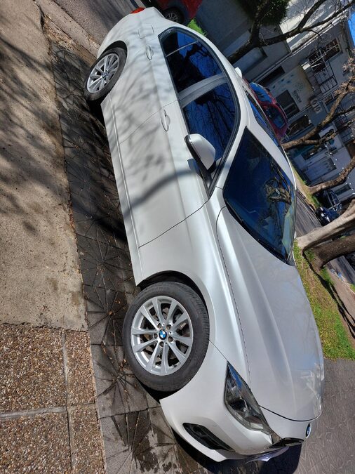 DUEÑO VENDE BMW SERIE 3 2.0 320i 2016