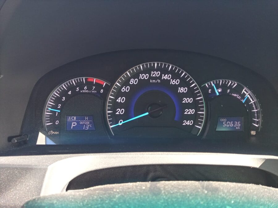 TOYOTA CAMRY