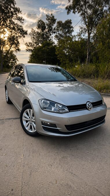 VOLKSWAGEN GOLF 1.4 TSI COMFORTLINE DSG MK7 - AÑO 2.016