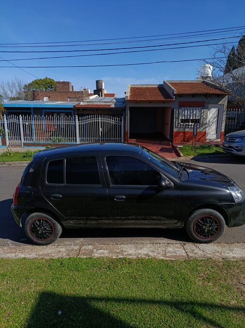 Clio expresión pack 2 2014, excelente estado.-