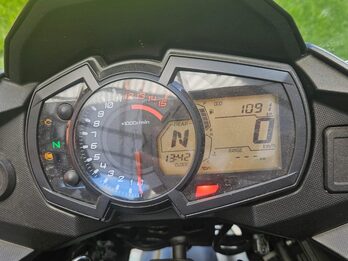 kawasaki versys 300