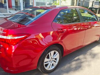 Vendo o permuto Corolla 2017