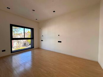 VENDO CASA A ESTRENAR 3 DORM. 3 BAÑOS
