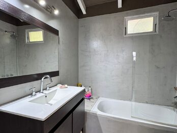 CASA EXCLUSIVA 4 DORMITORIOS | ZONA LA TOMA