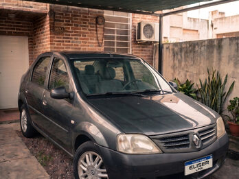Renault Logan 1.6 Luxe